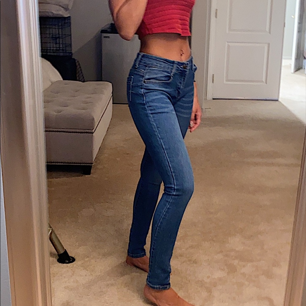 Fashion Nova Butt lifting Skinny Jeans